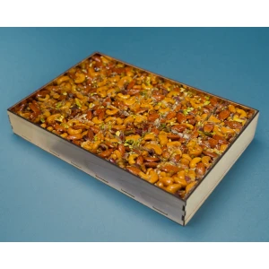 KONAFA CROCCANTE CON FRUTTA SECCA MISTA